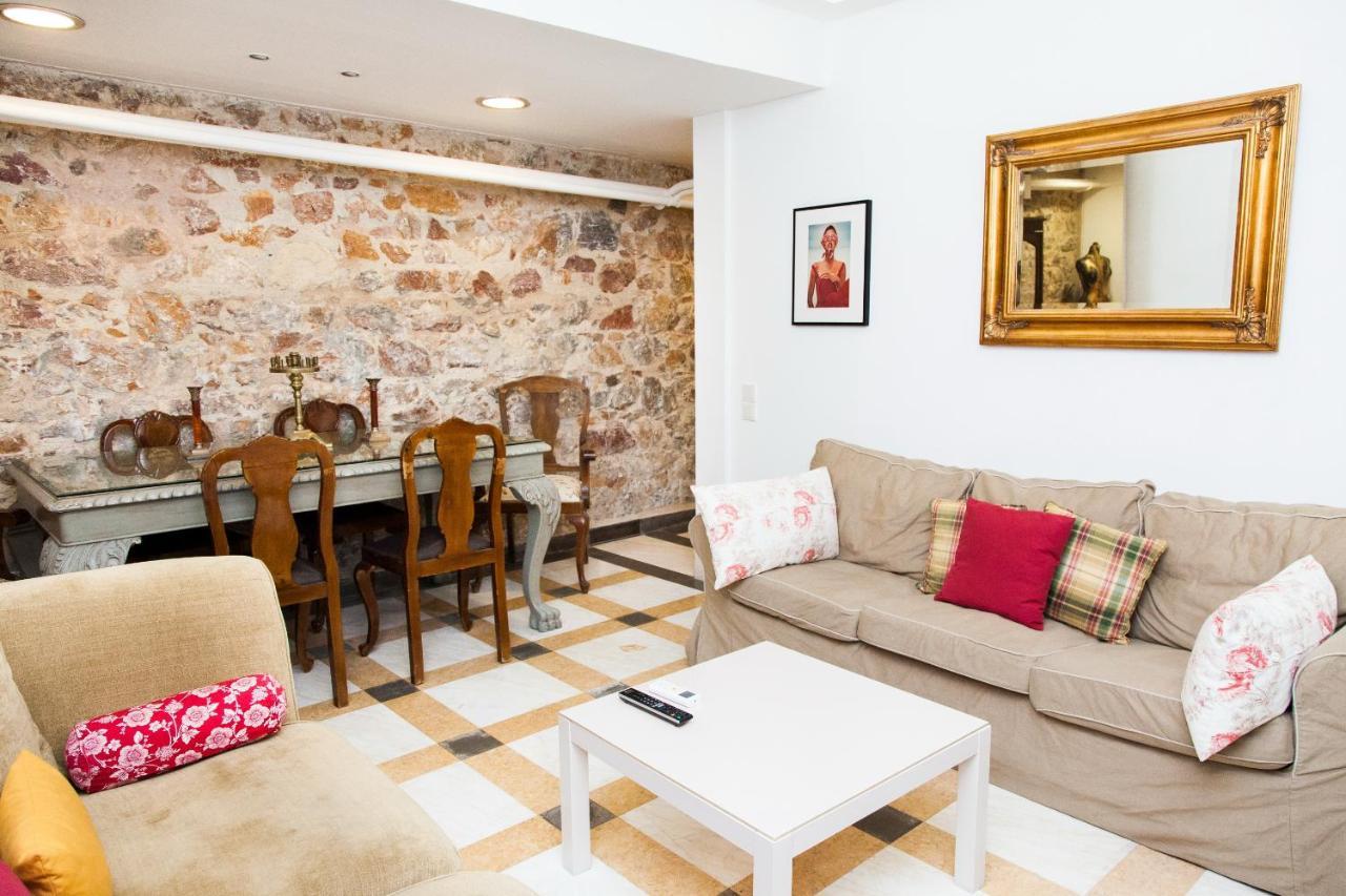 Chic Charming Central Athens Apt. Екстер'єр фото